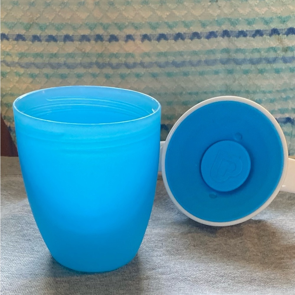 Munchkin Blue Spill-Proof Cup